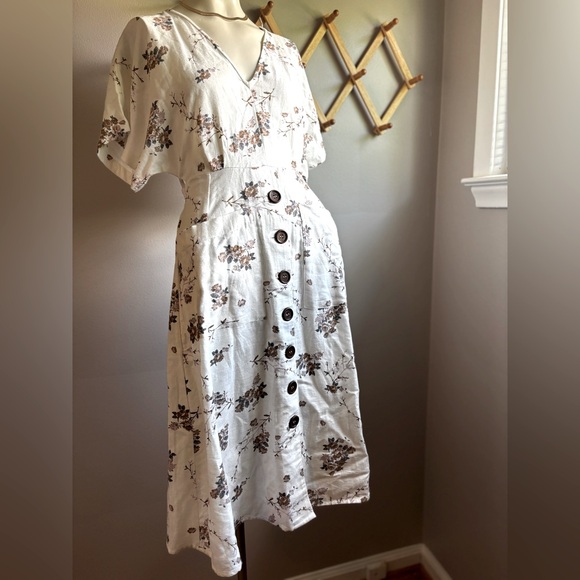 Mango Dresses & Skirts - Mango Floral Button-Down White Dress